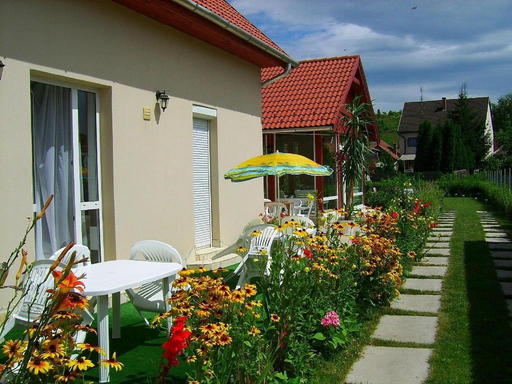 אגר Agria Wellness Guesthouse מראה חיצוני תמונה
